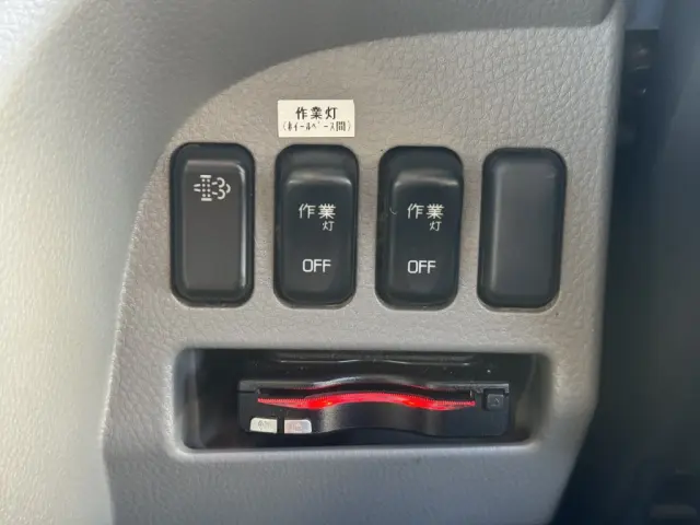 三菱 キャンター 2PG-FBAV0(2WD)の写真36