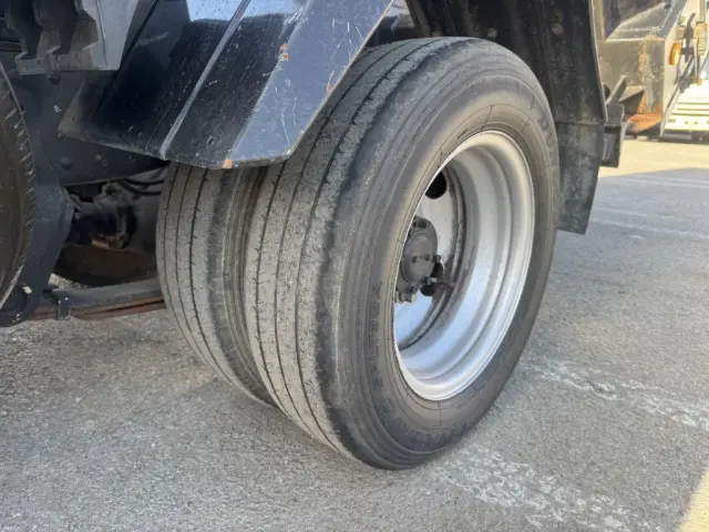 三菱 キャンター 2PG-FBAV0(2WD)の写真49