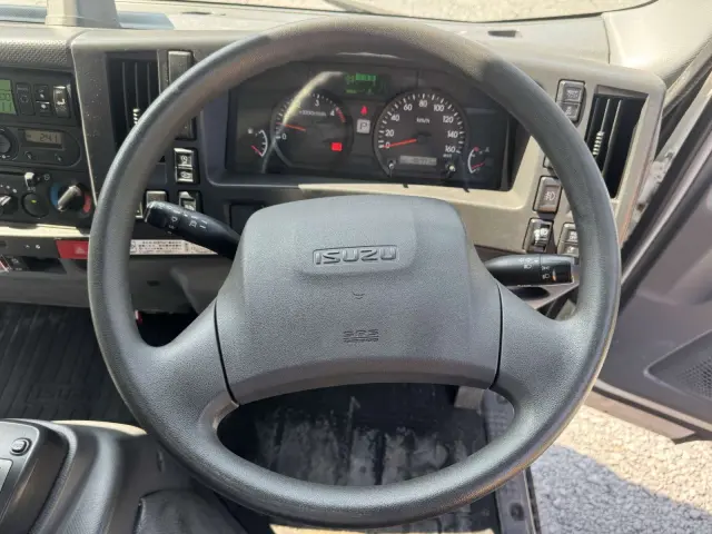いすゞ エルフ 2RG-NPR88YN(2WD)の写真34
