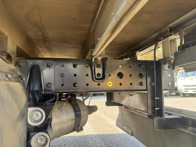 三菱 キャンター 2TG-FBA00(2WD)の写真16