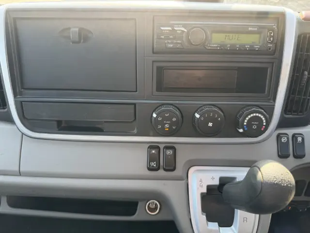 三菱 キャンター 2TG-FBA00(2WD)の写真25