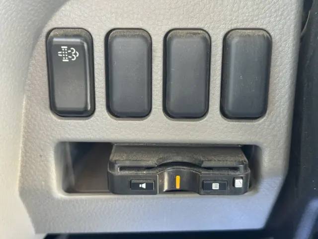 三菱 キャンター 2TG-FBA00(2WD)の写真28