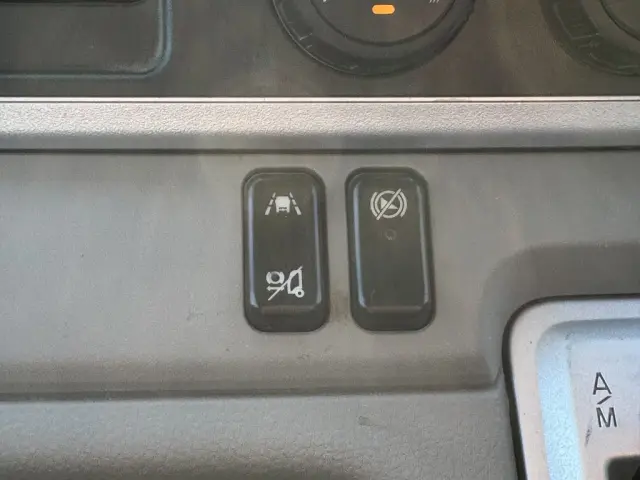 三菱 キャンター 2TG-FBA00(2WD)の写真29