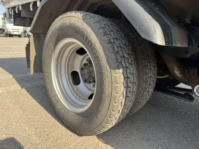 三菱 キャンター 2TG-FBA00(2WD)の写真39