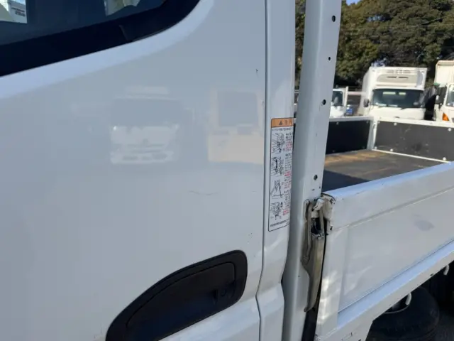 三菱 キャンター 2TG-FBA00(2WD)の写真40
