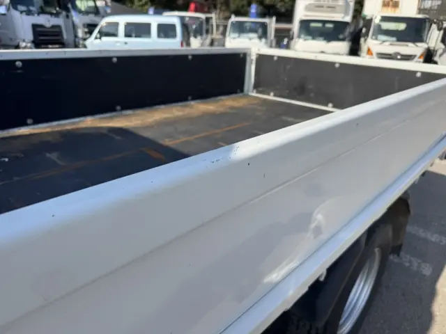 三菱 キャンター 2TG-FBA00(2WD)の写真42