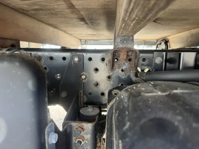 いすゞ エルフ TRG-NJS85A(4WD)の写真19