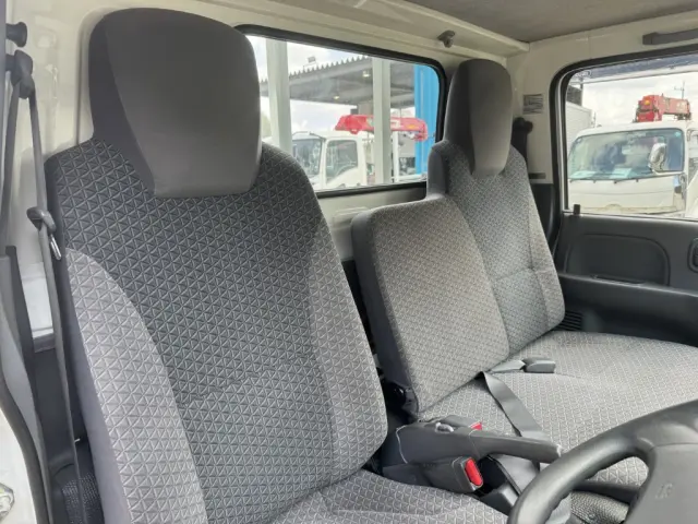 いすゞ エルフ TRG-NJS85A(4WD)の写真25