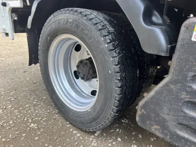 いすゞ エルフ TRG-NJS85A(4WD)の写真44