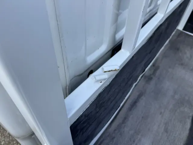 いすゞ エルフ TRG-NJS85A(4WD)の写真45