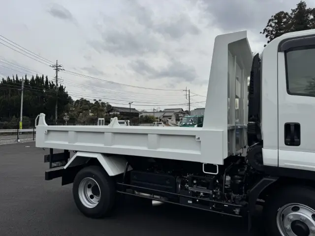 いすゞ フォワード 2RG-FRR90S3(未入力/関係無)の写真6
