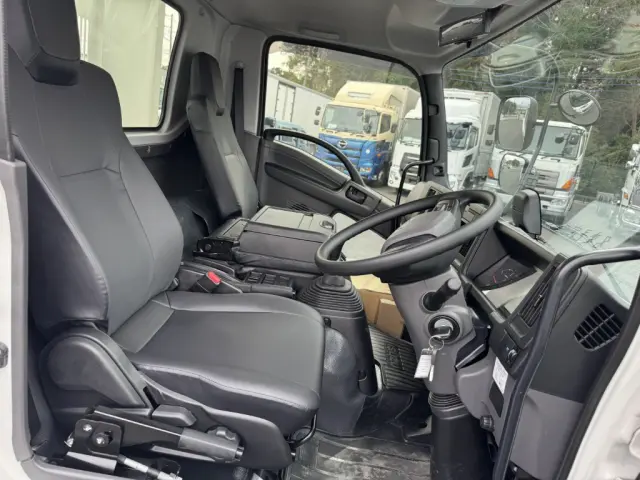 いすゞ フォワード 2RG-FRR90S3(未入力/関係無)の写真28