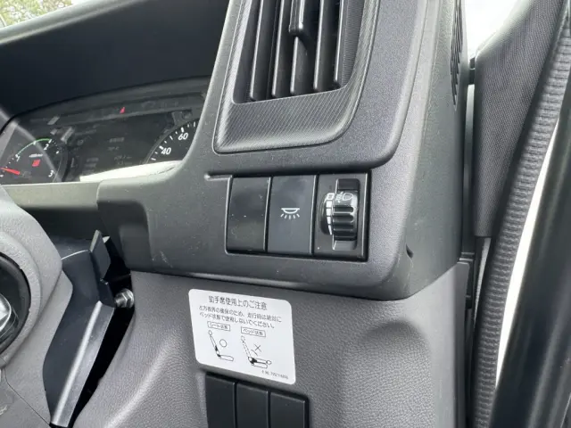 いすゞ フォワード 2RG-FRR90S3(未入力/関係無)の写真35