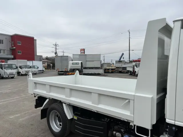 いすゞ エルフ 2PG-NKS88AD(4WD)の写真6