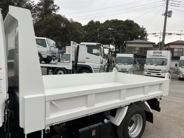 いすゞ エルフ 2PG-NKS88AD(4WD)の写真7