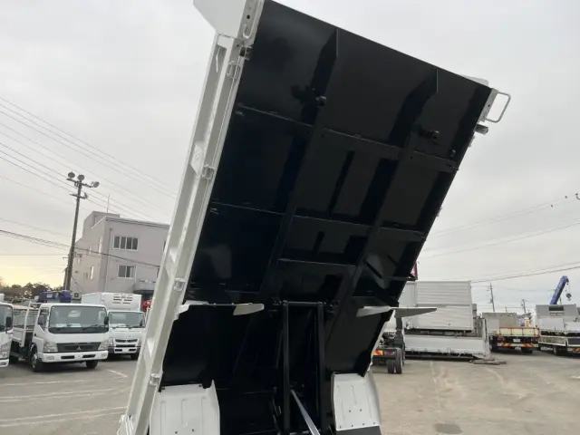 いすゞ エルフ 2PG-NKS88AD(4WD)の写真13