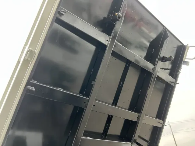 いすゞ エルフ 2PG-NKS88AD(4WD)の写真14