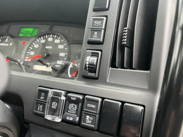 いすゞ エルフ 2PG-NKS88AD(4WD)の写真33