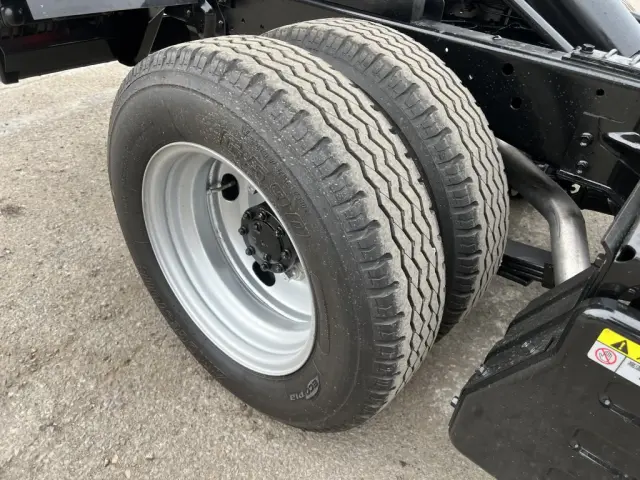 いすゞ エルフ 2PG-NKS88AD(4WD)の写真42