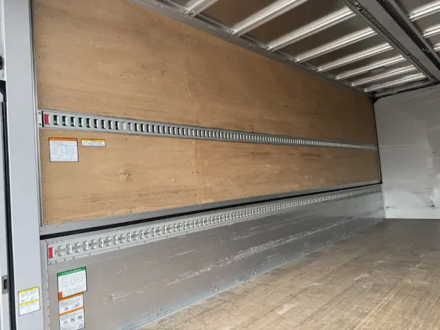 いすゞ フォワード 2RG-FRR90T4(未入力/関係無)の写真12