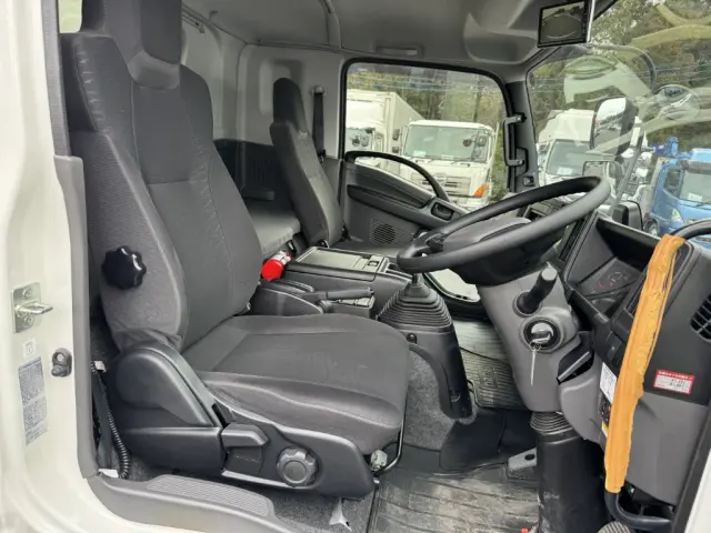 いすゞ フォワード 2RG-FRR90T4(未入力/関係無)の写真29