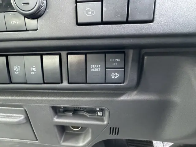 いすゞ フォワード 2RG-FRR90T4(未入力/関係無)の写真36