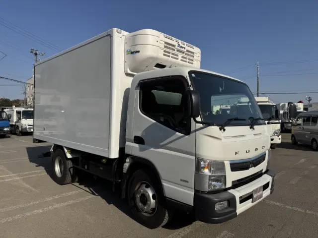 三菱 キャンター 2PG-FEB90(2WD)の写真2