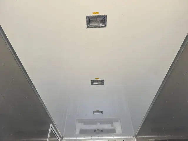 三菱 キャンター 2PG-FEB90(2WD)の写真14