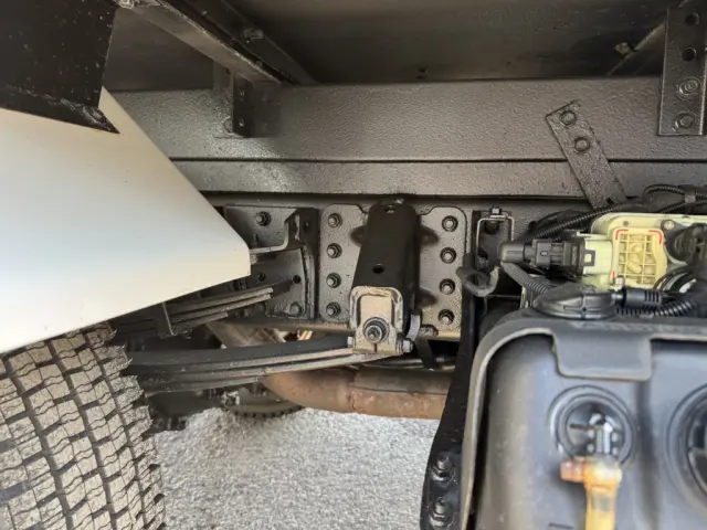 三菱 キャンター 2PG-FEB90(2WD)の写真19