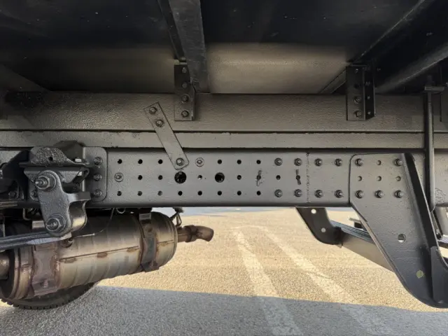 三菱 キャンター 2PG-FEB90(2WD)の写真20