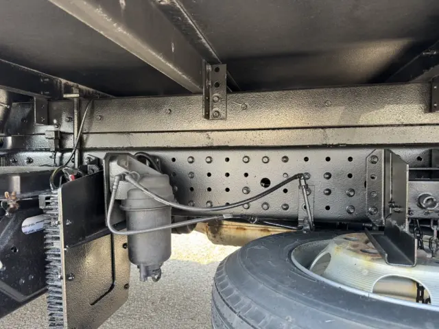 三菱 キャンター 2PG-FEB90(2WD)の写真23