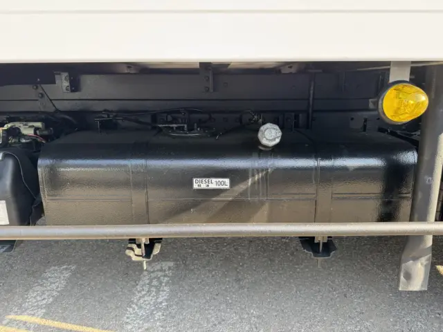 三菱 キャンター 2PG-FEB90(2WD)の写真25