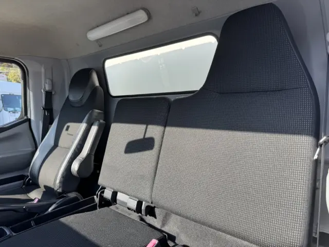 三菱 キャンター 2PG-FEB90(2WD)の写真34