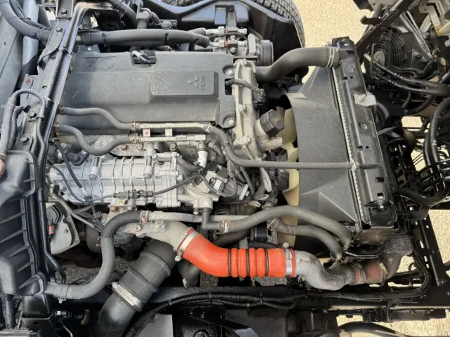 三菱 キャンター 2PG-FEB90(2WD)の写真36