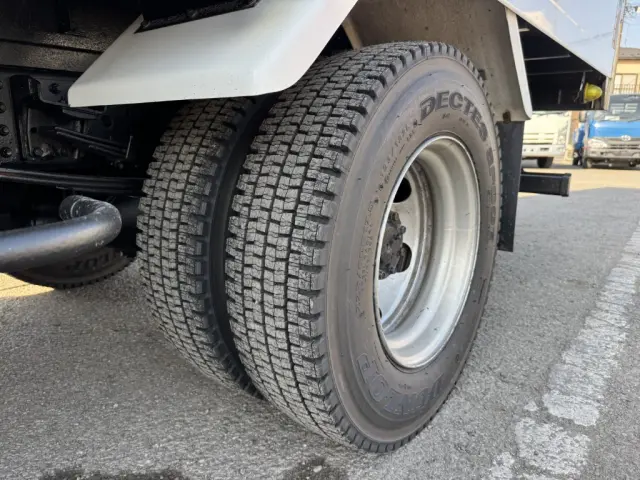 三菱 キャンター 2PG-FEB90(2WD)の写真42