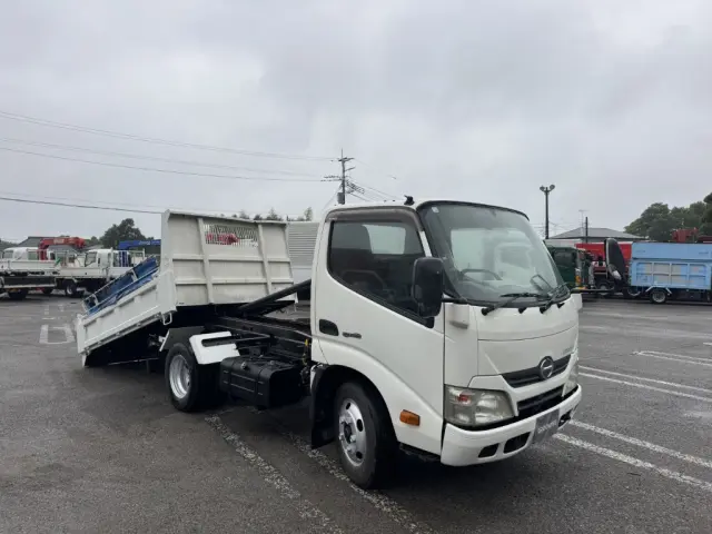 日野 デュトロ TKG-XZU620T(2WD)の写真3