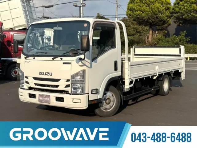 いすゞ エルフ TRG-NPR85AR(2WD)の写真1