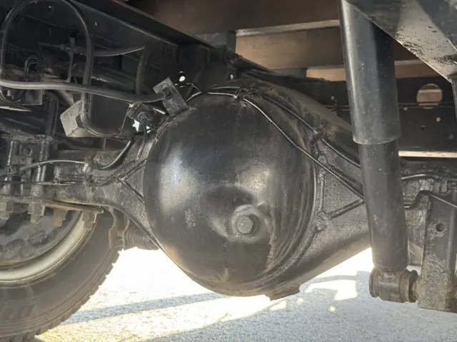 いすゞ エルフ TRG-NPR85AR(2WD)の写真21