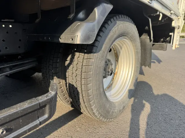 いすゞ エルフ TRG-NPR85AR(2WD)の写真42