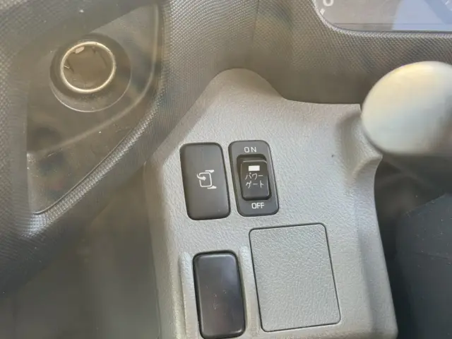 日野 デュトロ TKG-XZU710M(2WD)の写真31