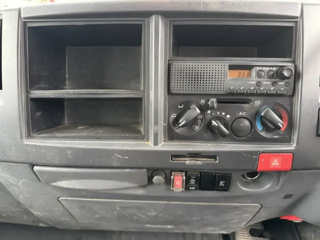 いすゞ エルフ SKG-NPR85YN(2WD)の写真34