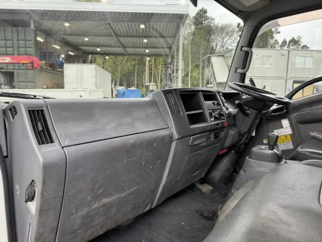 いすゞ エルフ SKG-NPR85YN(2WD)の写真37