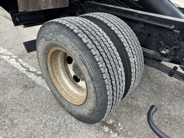 いすゞ エルフ SKG-NPR85YN(2WD)の写真47