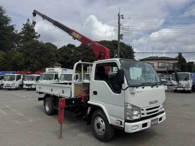 いすゞ エルフ TPG-NKR85R(2WD)の写真3
