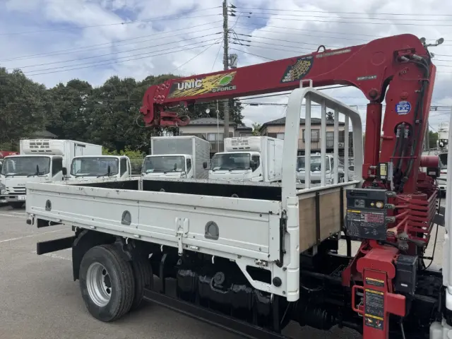 いすゞ エルフ TPG-NKR85R(2WD)の写真6