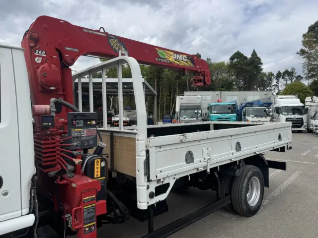 いすゞ エルフ TPG-NKR85R(2WD)の写真7