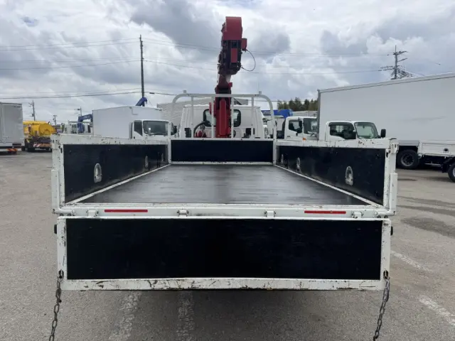 いすゞ エルフ TPG-NKR85R(2WD)の写真9