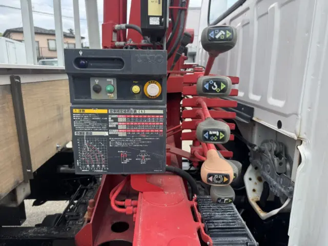 いすゞ エルフ TPG-NKR85R(2WD)の写真20