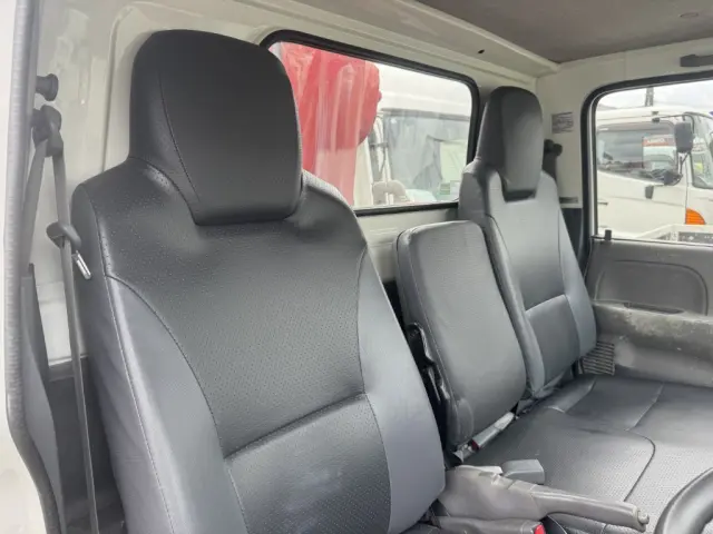 いすゞ エルフ TPG-NKR85R(2WD)の写真30