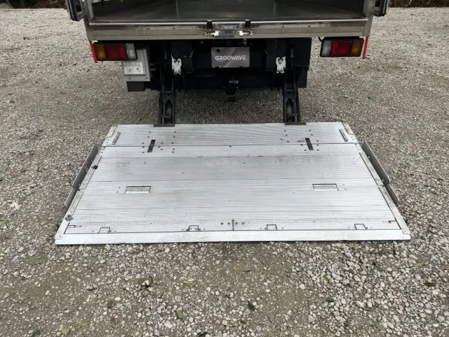 いすゞ エルフ TKG-NPR85YN(2WD)の写真10